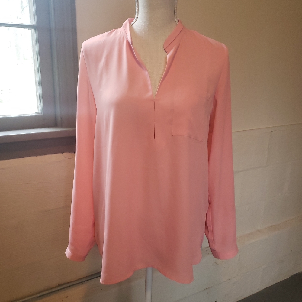 Forever 21 light pink blouse